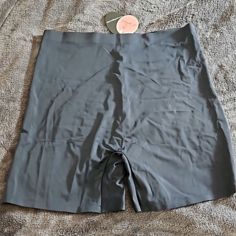 Joyshaper shaping shorts XXL nwt